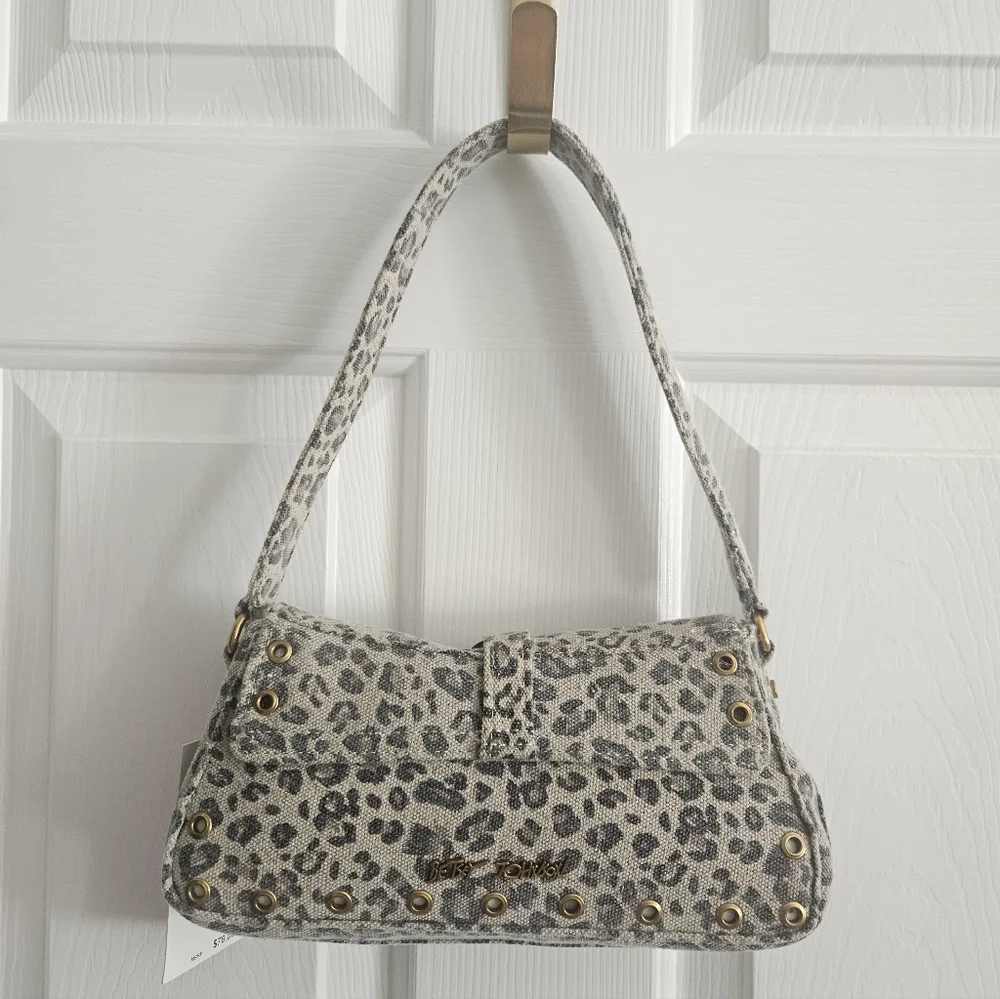 NWT Betsey Johnson XO- Isla Leopard Print Shoulder Bag - Picture 7 of 9